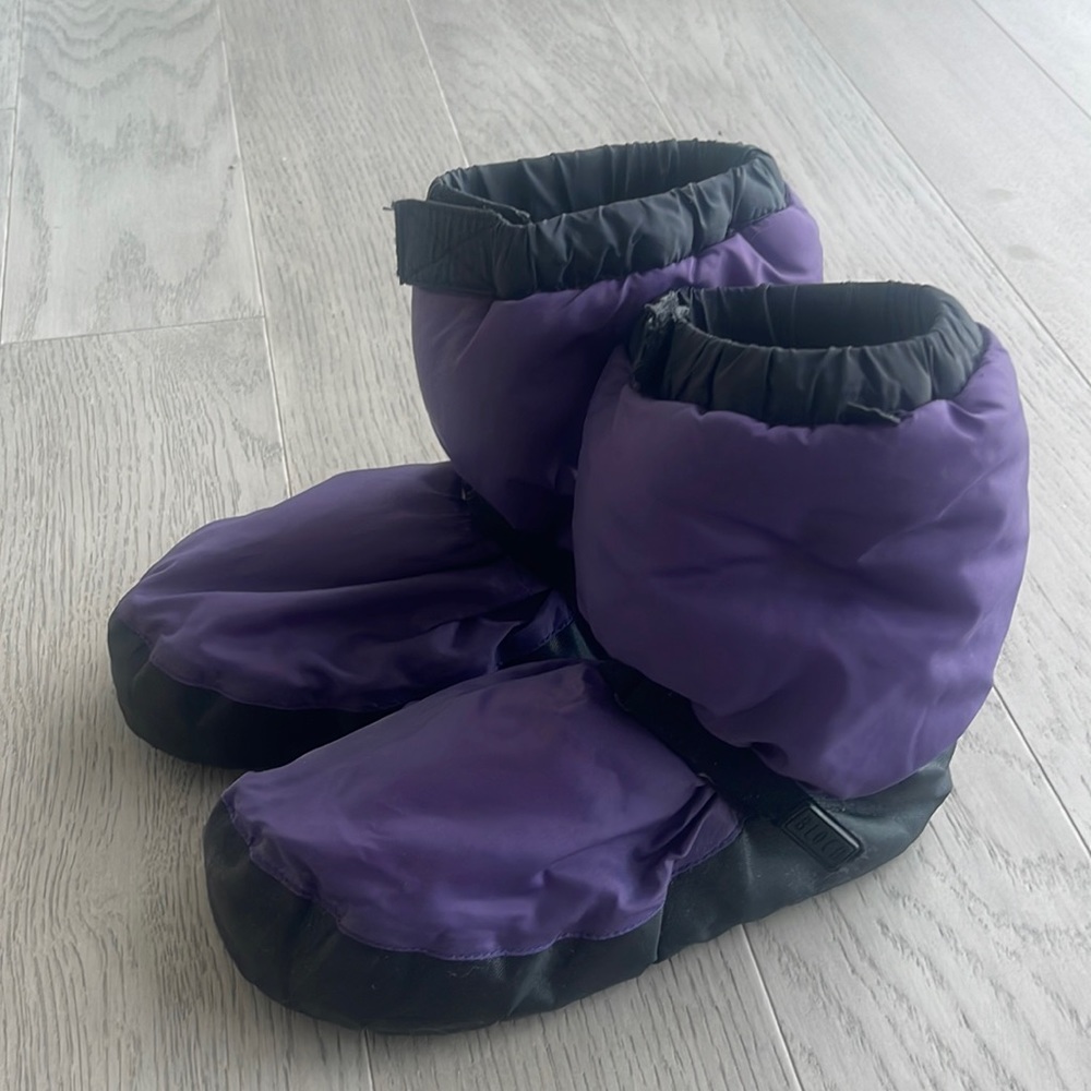 BLOCH warmup booties